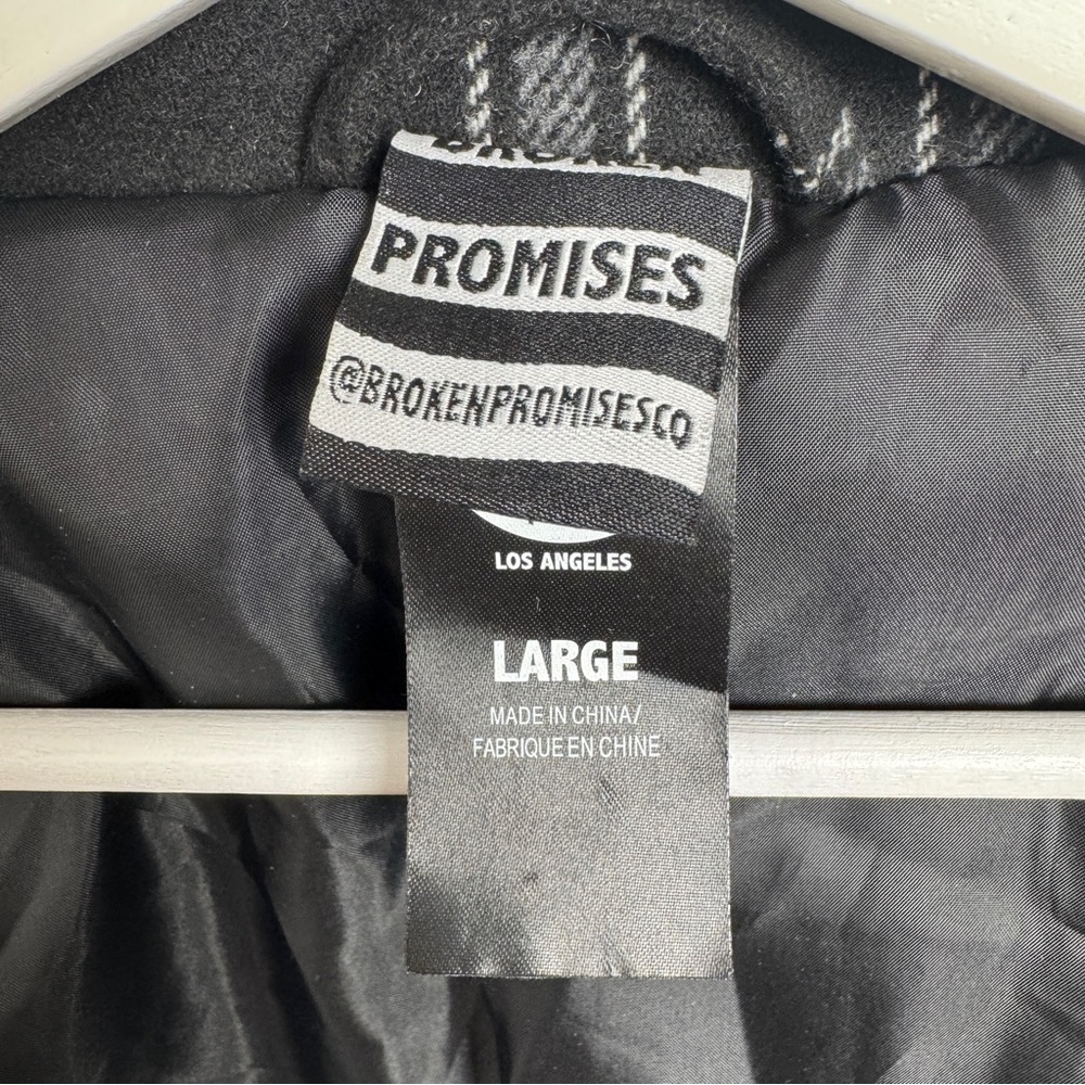 Broken Promises Warrior Black & Grey Plaid Flannel Jacket Size XL Unisex - Picture 7 of 14
